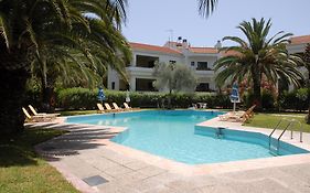 Niki Hotel Apartments